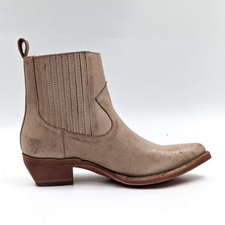 Frye Women Sacha Chelsea Distress Stone White Western Leather boots size 6.5