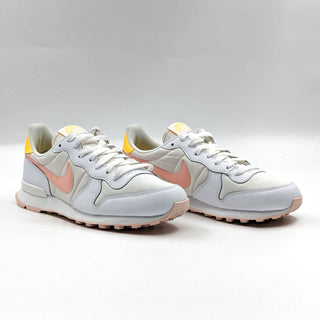 Nike Women The internationalist Artic Orange Retro Athtletic Sneakers size 9