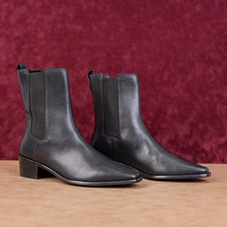 Tory Burch Women Fashion Black Leather Western Chelsea Ankle Boots size 8.5
