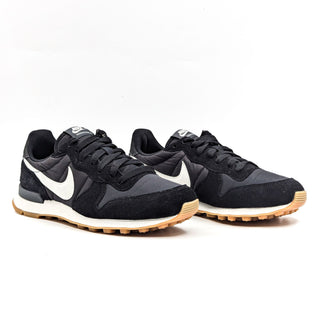 Nike Women Internationalist Black Gum 828407-021 Sneakers size 7