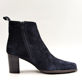 Band Of The Free Women Willow Western Heeled Navy Blue Suede Boots size 6