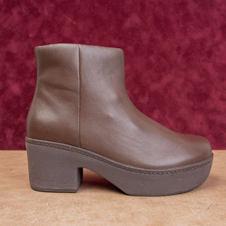 Fitflop Women Pilar Brown Leather Comfort Zip Platform Festival Boots 8US EUR39