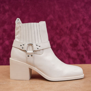Steve Madden Women Swell White Leather Harness Moto Festival Boots sz 9.5