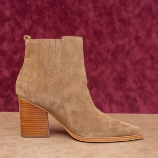 Marc Fisher Wmn Oshay Cloud Suede Western Pointy Toe Ankle Boots size 12