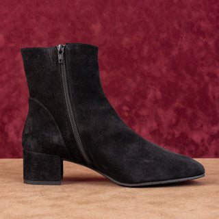 Aquatalia Women Dress Office Black Suede Zip Ankle Fashion Boots sz 9