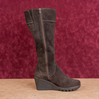 La Canadienne Women Waterproof Brown Suede Winter Wedge Fashion Boots sz 8.5