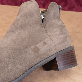 Blondo Women Sawyer Taupe Suede Waterproof Ankle Zip Lug Boots sz 12