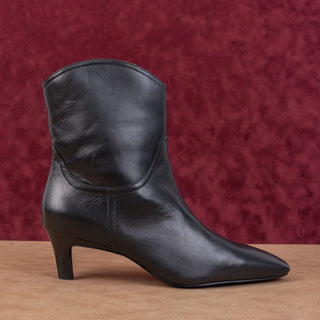 Nordstrom Women Atema Black Leather Kitten Heel Ankle fashion Boots sz 12