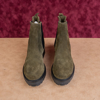 La Canadienne Wmn Waterproof Olive Green Sueder Comfortable Chelsea Boots 8.5