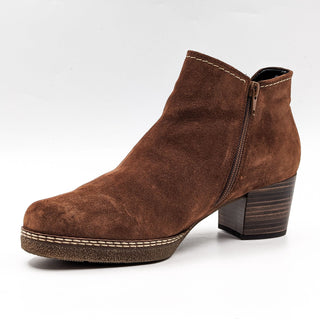 Gabor Women Lilia Brown Suede Slip-on Chelsea Western Boots size 6M