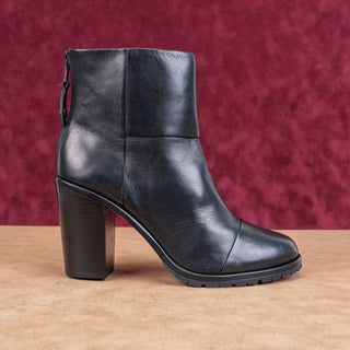 rag&bone Women Newbury Western Black Leather Vibram Heel Boots size 9US EUR39.5