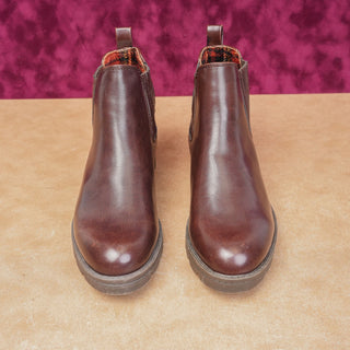 BOC Women Erin Comfort Vegan Brown Leather Chelsea Boots size 6