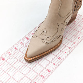 Dolce Vita Women Ramson Western Cowboy Cream Leather Ankle Boots sz 6.5