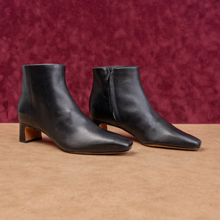 Vince Women Silvana Black Leather Dress Office Square Ankle Boots 7.5US EUR38