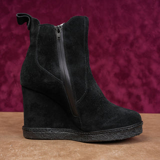 Vaneli Women Black Suede Waterproof Elastic Chelsea Wedge Fashion Boots sz 8.5
