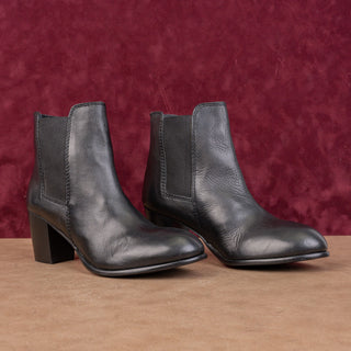 Diba True Women Vintage Retro 90s Black Leather Round Toe Ankle Boots sz 8