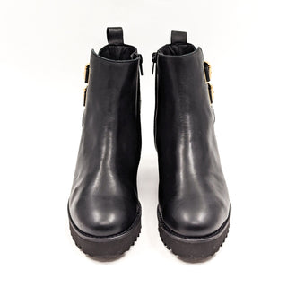 Andre Assous Women Paina Front Zip Resistant Zip Black Leather Boots size 6.5