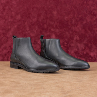 Via Spiga Emelin Black Leather Slip-on Chelsea Ankle Fashion Boots sz 6.5