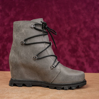 Sorel Wmn Joan Artic Wedge III Lace Cozy Distress Grey Leather Ankle Boots sz 9