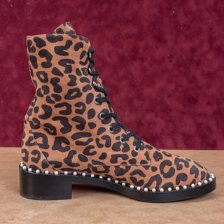 Stuart Weitzman Women Sondra Leopard Print Combat Boots Size 8