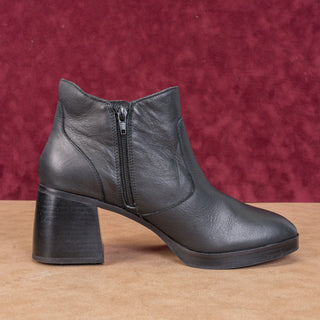 Lucky Brand Women Quinlee Black Leather Zip Dress Ankle Boots sz 10