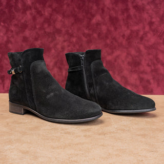La Canadienne Women Black Suede Low Fashion Fall Ankle Chelsea Boots sz 7.5