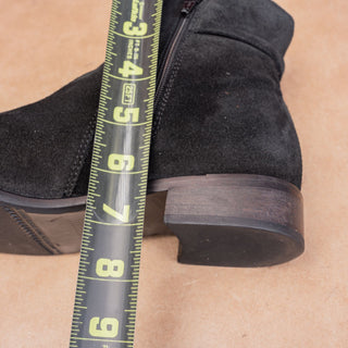 La Canadienne Women Black Suede Low Fashion Fall Ankle Chelsea Boots sz 7.5