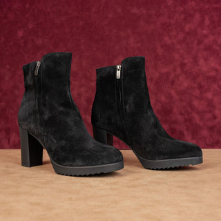 La Canadienne Women Myranda Black Suede Waterproof Dressy Fashion Boots sz 9