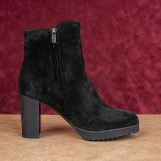 La Canadienne Women Myranda Black Suede Waterproof Dressy Fashion Boots sz 9
