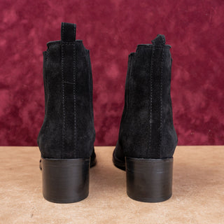 La Canadienne Wmn Prince Chelsea Western Cowboy Vibram Black Suede Boots Sz 8.5