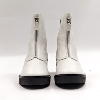 Stuart Weitzman Women Lodge White Leather Front Zip Festival Boots size 7.5