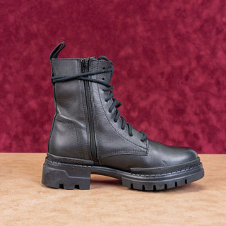 Steve Madden Women Jasi Black Leather Festival party Combat Boots sz 7.5