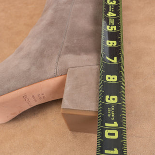 Vince Kaye Boots Woodsmoke Suede Block Heel Square Toe Womens Sz 11 EUR 41