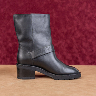 Stuart Weitzman Women Boulevard Black Leather Moto Buckle Mid Calf Boots sz 9