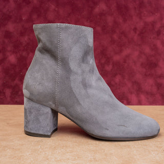 Via Roma 15 Women Vintage Y2K Grey Italian Suede Zip Party Boots sz 8US EUR38