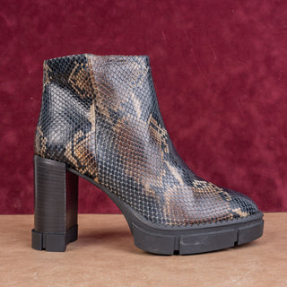 Aquatalia Women Lola Snake Print Platform Heel Zip Ankle Boots sz 9.5