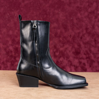 Aeyde Women Bill Black Leather Dress Office Ankle Fashion Boots sz 7US EUR38