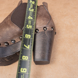 Pedro Garcia Women Brown Leather Studded Platform Chelsea Boots sz 6US EUR37