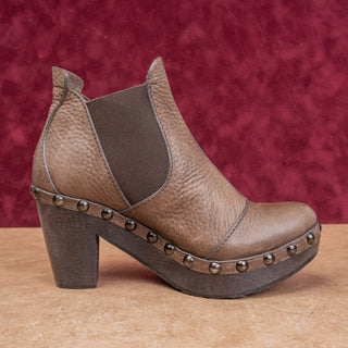 Pedro Garcia Women Brown Leather Studded Platform Chelsea Boots sz 6US EUR37