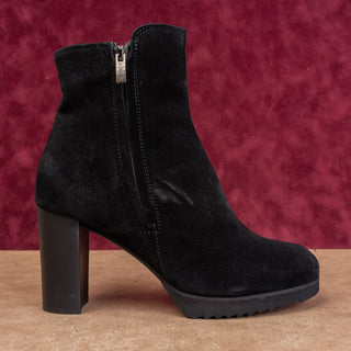 La Canadienne Myranda Waterproof Fashion Zip Matte Black Suede Dress Boots sz 10