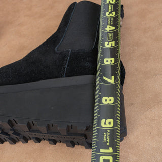 Calvin Klein Women Nevia Black Suede Platform Slip on Chelsea Ankle Boots sz 7.5
