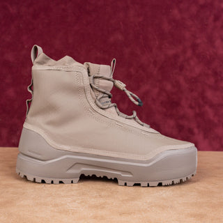 The North Face Unisex Base Camp Waterproof Sand Hiking Boots sz M6 W8