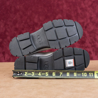 UGG Women Ashton Platform Fashion Slip-on White Chelsea Boots sz 8.5