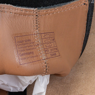 Josef Seibel Wmn Daphne Black Suede Western Chelsea Ankle Boots 10-10.5US EUR41