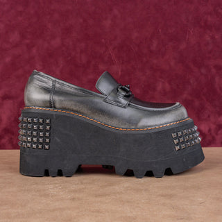 Zigi Women Yaris Studded Platform Goth Distress Black Leather Loafer Sz 10