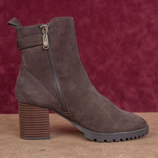 Blondo Women Waterproof Brown Suede Heel Zip Elastic Ankle Boots sz 9