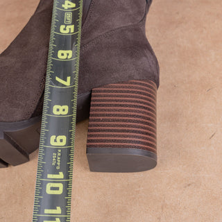 Blondo Women Waterproof Brown Suede Heel Zip Elastic Ankle Boots sz 9