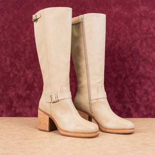 Korks Wmn Karelyn Distress Cream Wide Calf Faux Leather Block Knee Boots 11