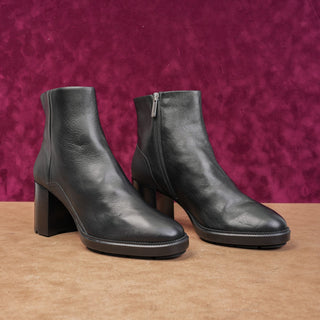 Aquatalia Women Illiana Weatherproof Black Leather Dressy Boots size 10