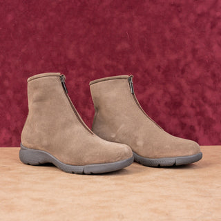 La Canadienne Women Travis Stone Suede Front Zip Waterproof Ankle Boots size 6